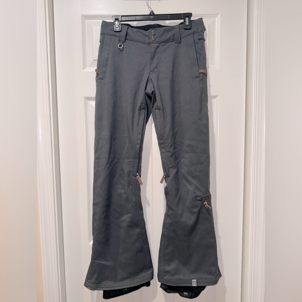 Gray Roxy Torah Bright slim fit women’s Flared Snowboard/Ski Pants Sz Small EUC